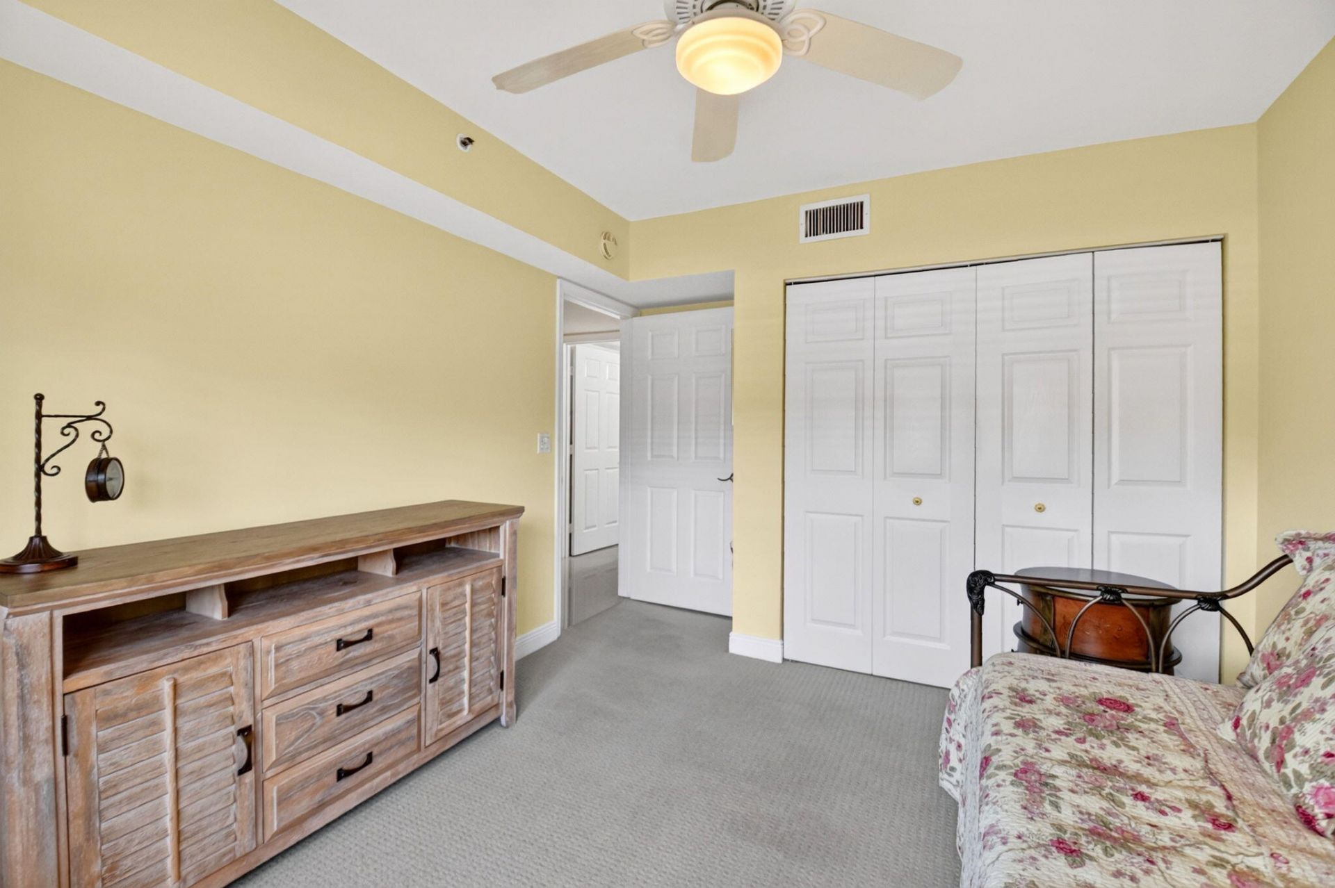 12511 Imperial Isle Drive, Unit 205, Boynton Beach, FL 33437 Photo