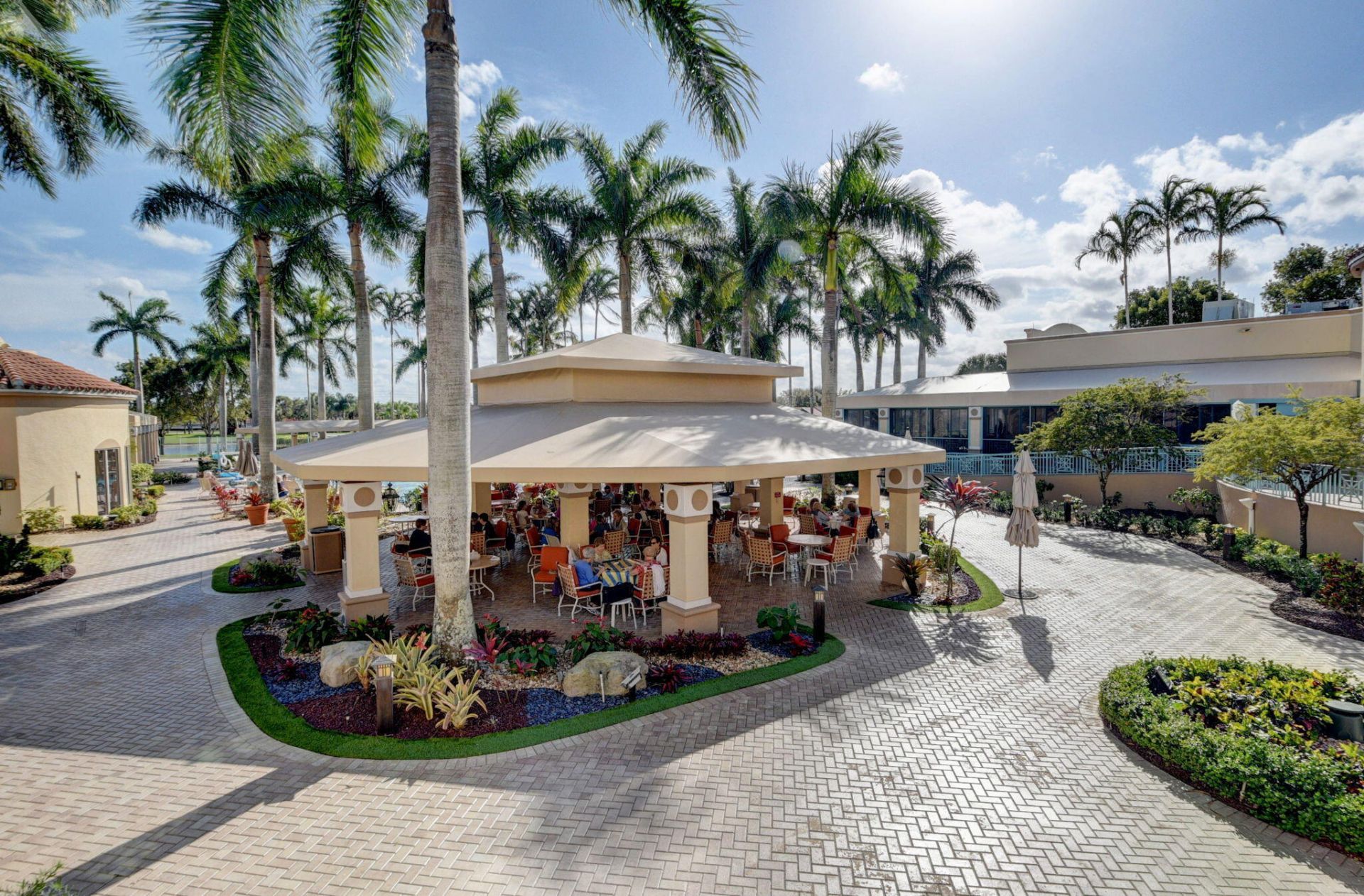 12511 Imperial Isle Drive, Unit 205, Boynton Beach, FL 33437 Photo