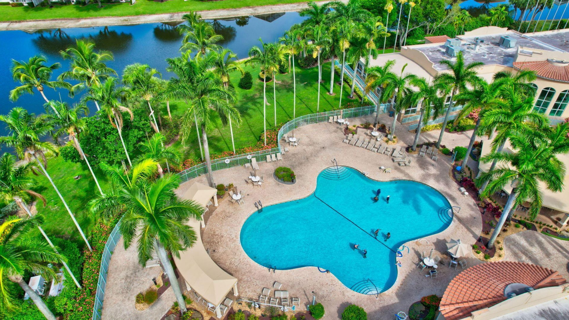 12511 Imperial Isle Drive, Unit 205, Boynton Beach, FL 33437 Photo