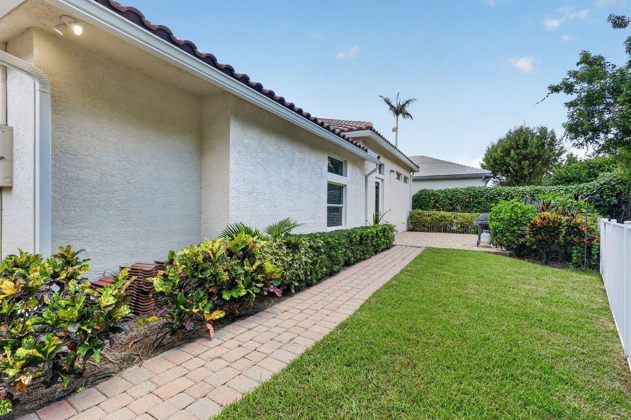 3202 SE Braemar Way, Port Saint Lucie, FL 34952 Photo