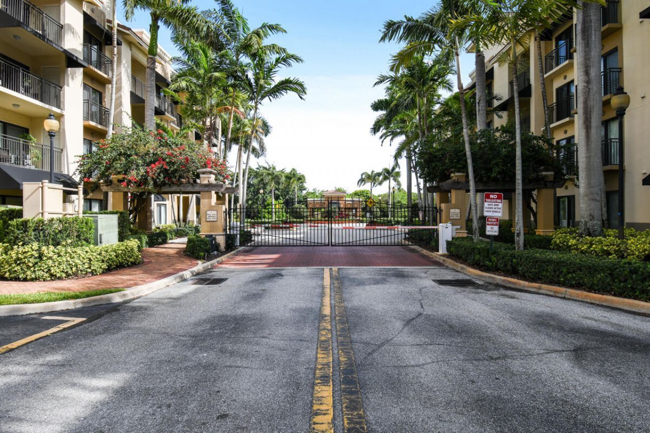 4905 Midtown Lane, Unit 2107, Palm Beach Gardens, FL 33418 Photo