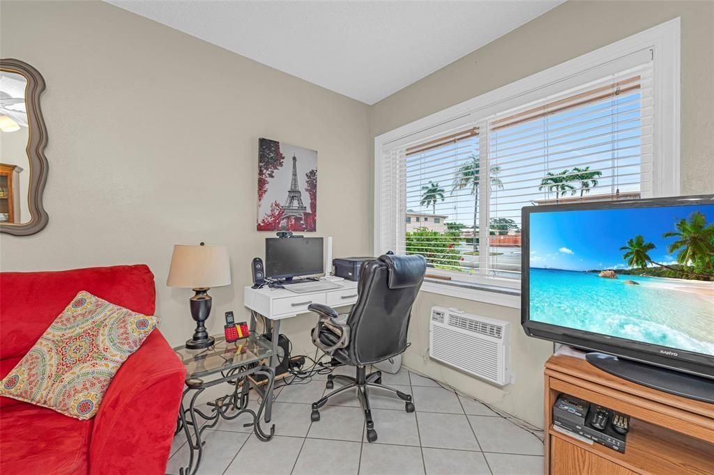 1000 SW 11th Avenue, Unit 2E, Hallandale Beach, FL 33009 Photo
