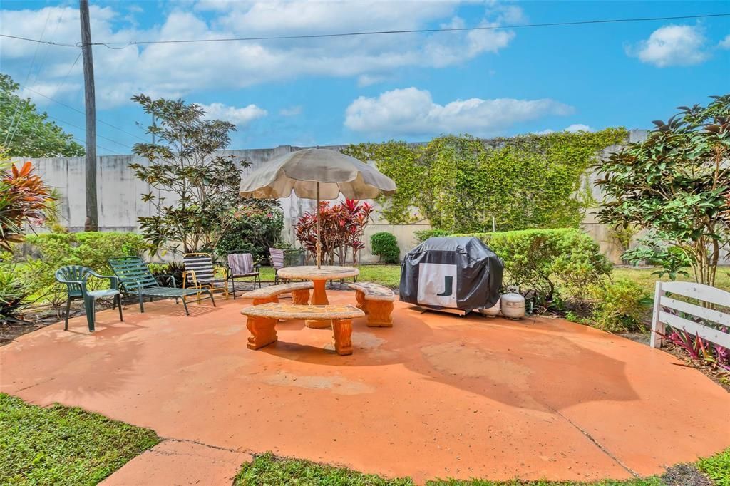 1000 SW 11th Avenue, Unit 2E, Hallandale Beach, FL 33009 Photo