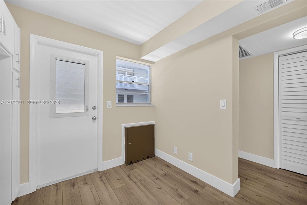 215 SE 3rd Ave , Unit 206B, Hallandale Beach, FL 33009 Photo