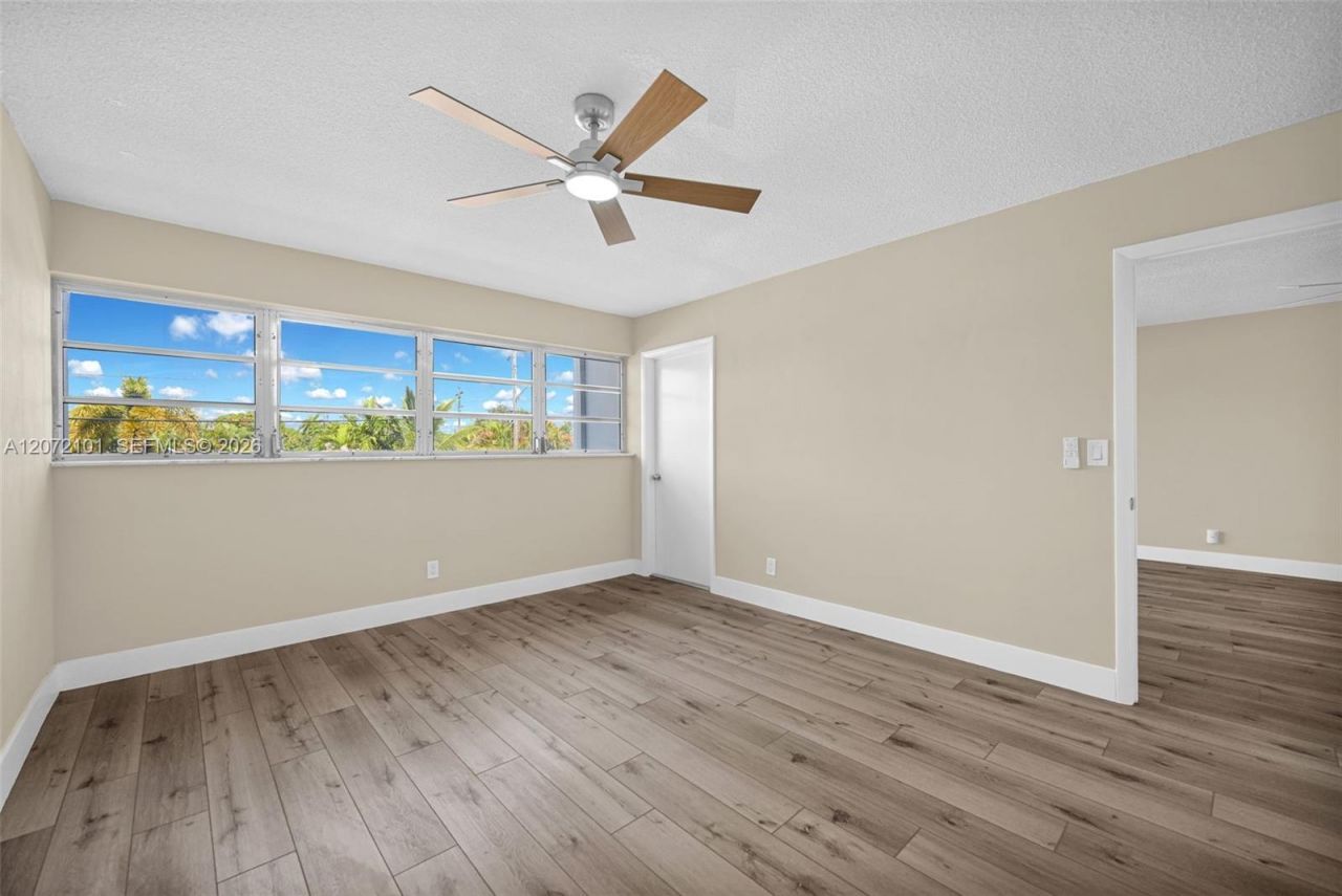 215 SE 3rd Ave , Unit 206B, Hallandale Beach, FL 33009 Photo