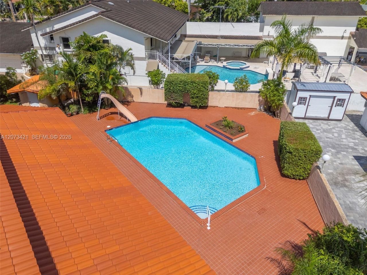 8390 SW 2nd St , Miami, FL 33144 Photo