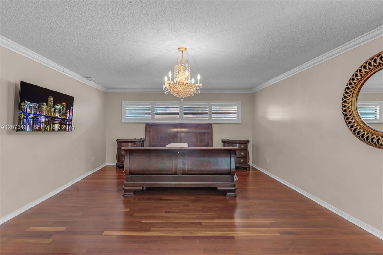 8390 SW 2nd St , Miami, FL 33144 Photo