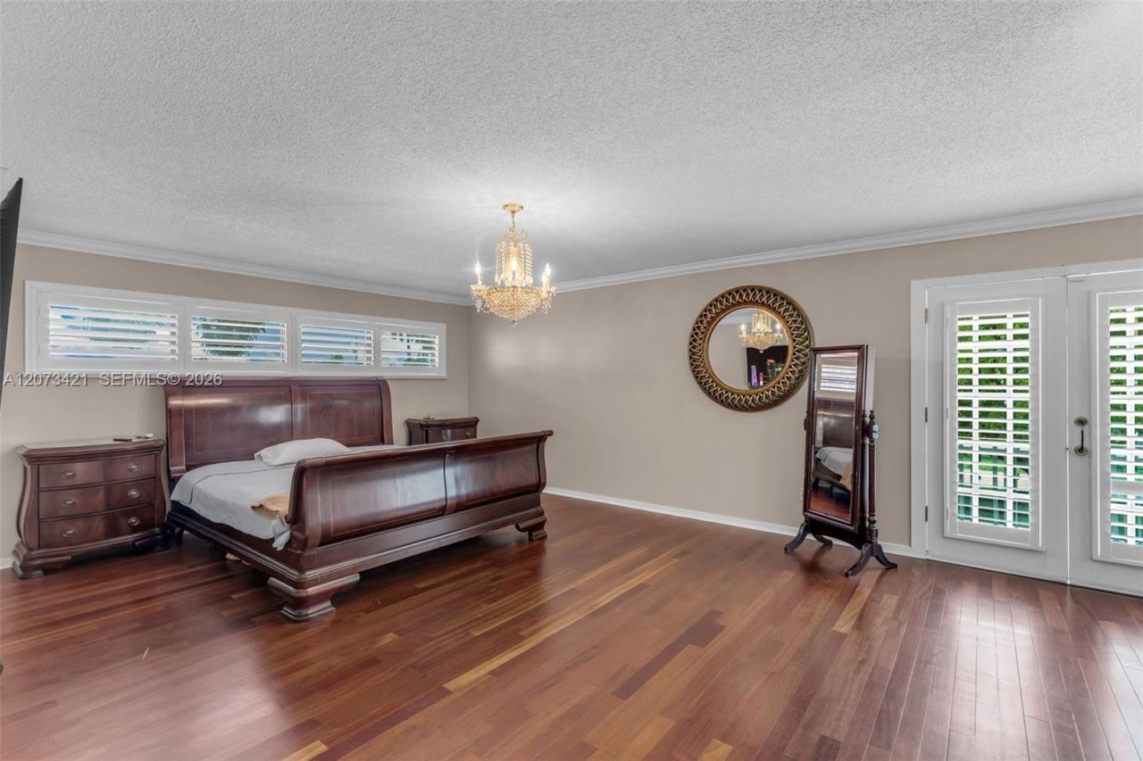 8390 SW 2nd St , Miami, FL 33144 Photo