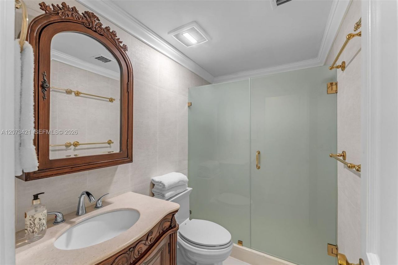 8390 SW 2nd St , Miami, FL 33144 Photo