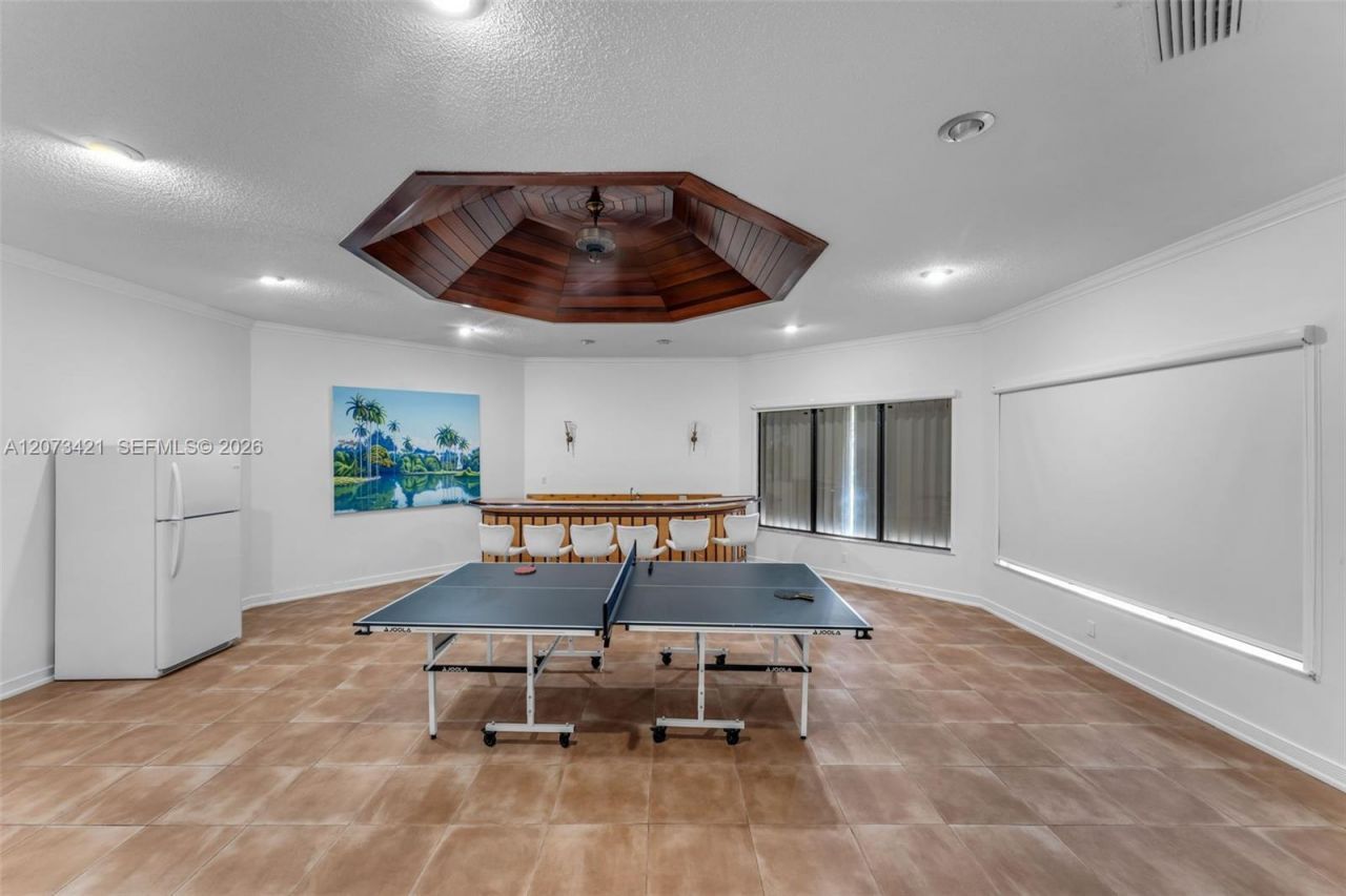 8390 SW 2nd St , Miami, FL 33144 Photo