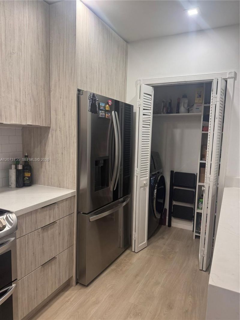 323 Navarre Ave , Unit 301, Coral Gables, FL 33134 Photo