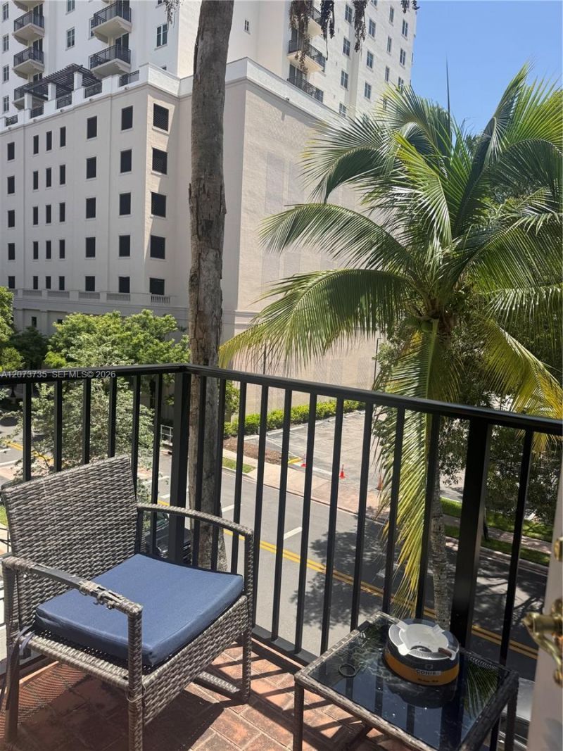 323 Navarre Ave , Unit 301, Coral Gables, FL 33134 Photo