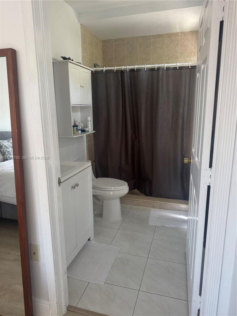 323 Navarre Ave , Unit 301, Coral Gables, FL 33134 Photo