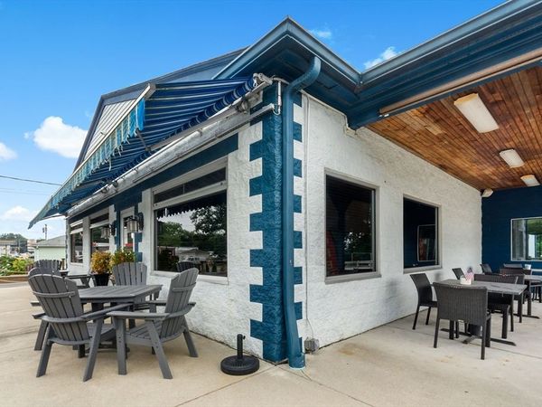 373 Taunton Avenue, Seekonk, MA 02771
