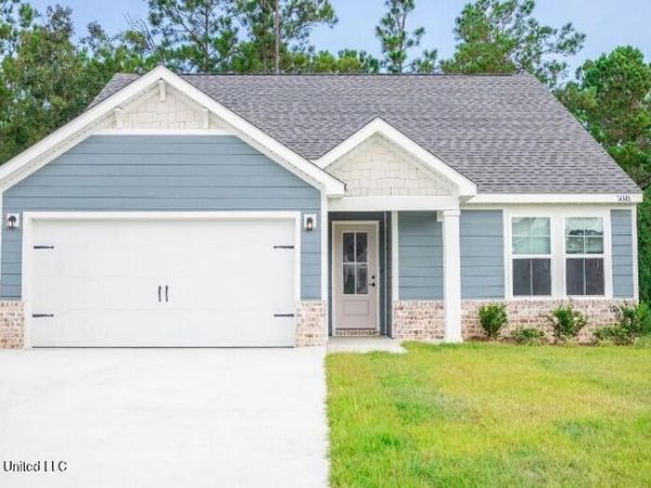 13585 Garland Road, Ocean Springs, MS 39564