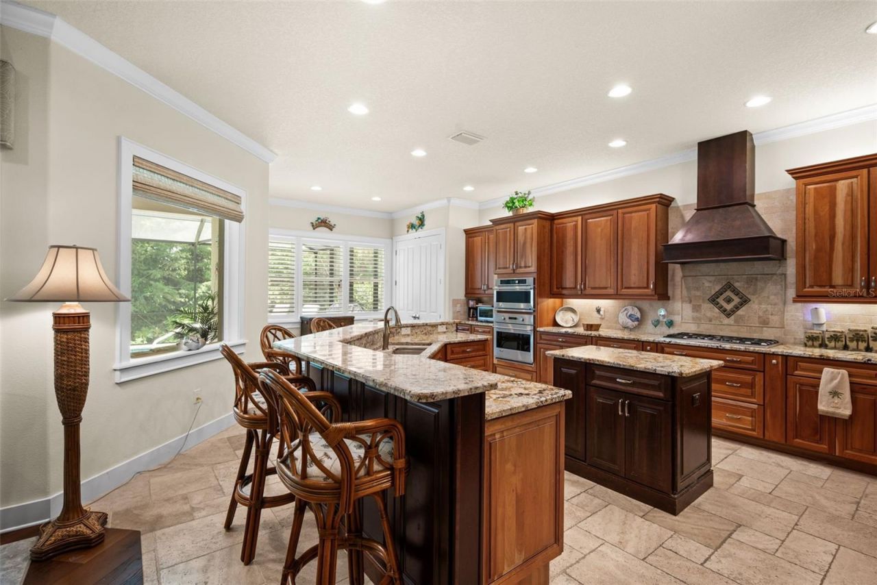 2622 Grand Lakeside Drive, Palm Harbor, FL 34684 Photo