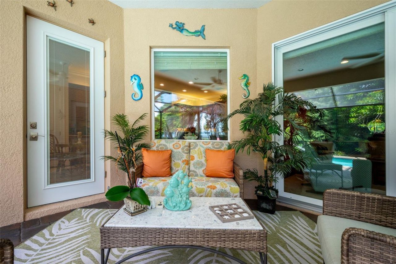 2622 Grand Lakeside Drive, Palm Harbor, FL 34684 Photo