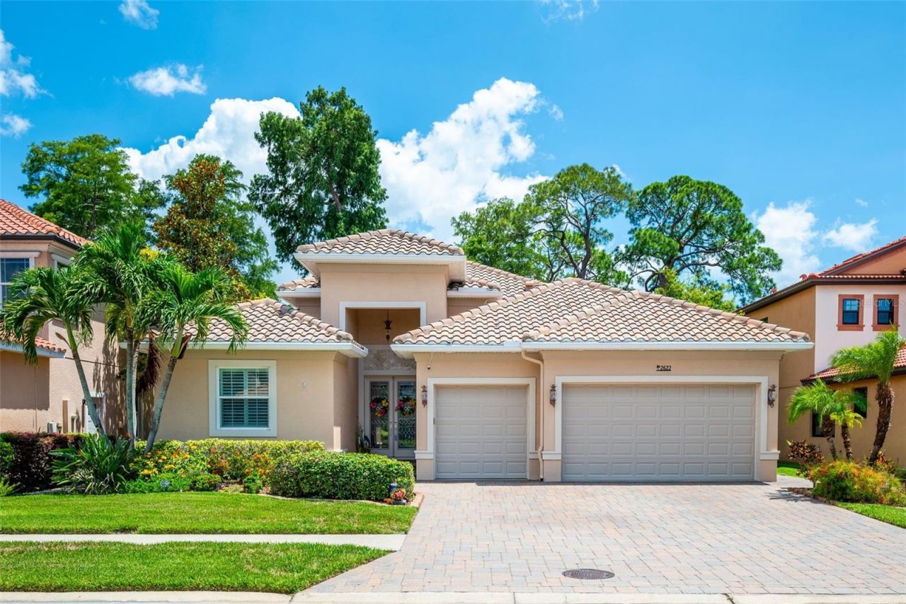 2622 Grand Lakeside Drive, Palm Harbor, FL 34684 Photo