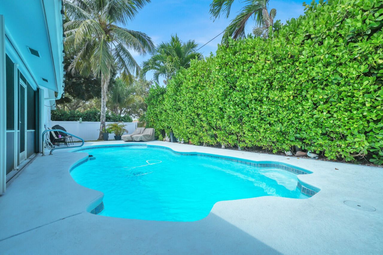 10015 Daisy Avenue, Palm Beach Gardens, FL 33410 Photo