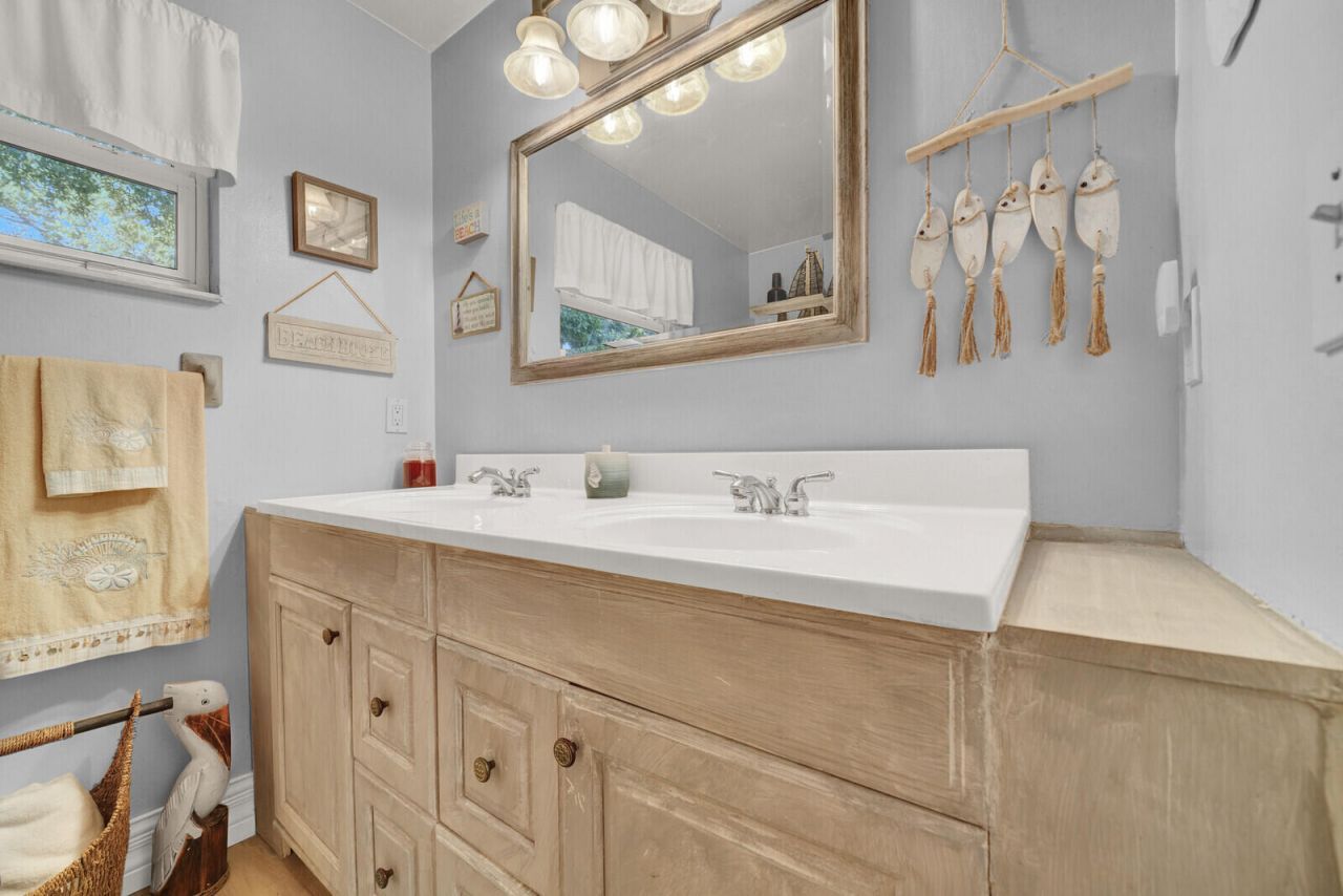 10015 Daisy Avenue, Palm Beach Gardens, FL 33410 Photo