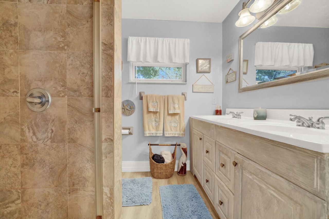 10015 Daisy Avenue, Palm Beach Gardens, FL 33410 Photo