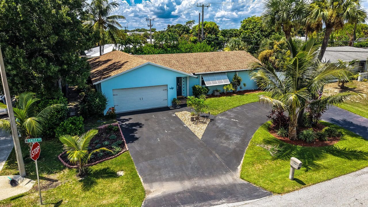 10015 Daisy Avenue, Palm Beach Gardens, FL 33410 Photo
