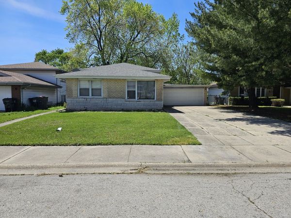 1265 Prince Drive, South Holland, IL 60473