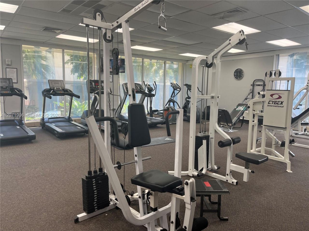 300 Bayview Dr , Unit 1707, Sunny Isles Beach, FL 33160 Photo