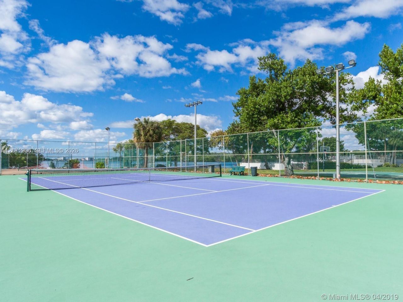 300 Bayview Dr , Unit 1707, Sunny Isles Beach, FL 33160 Photo