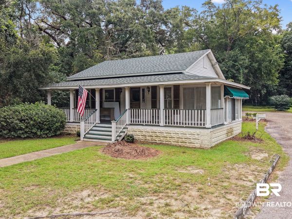 106 Fairhope Avenue, Fairhope, AL 36532