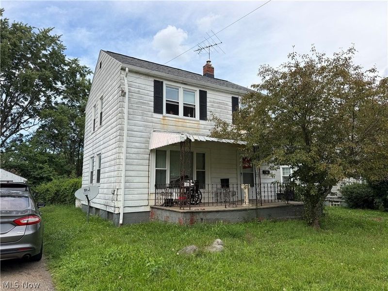 891 Davies Avenue, Akron, OH 44306 Photo 2