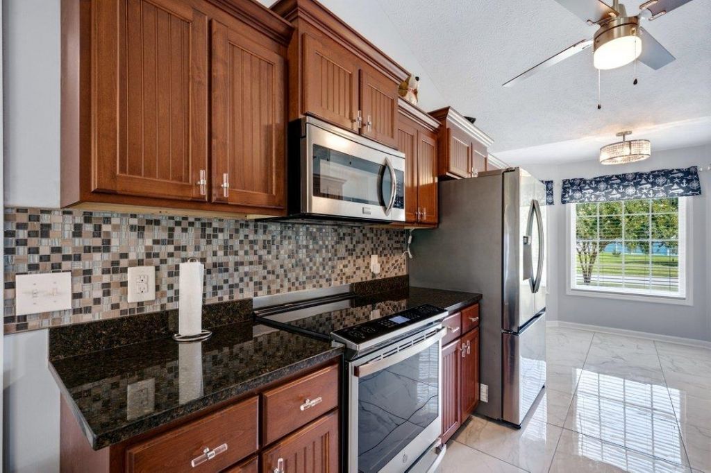 108 Clearwind Ct. Photo 10