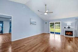 108 Clearwind Ct. photo 4