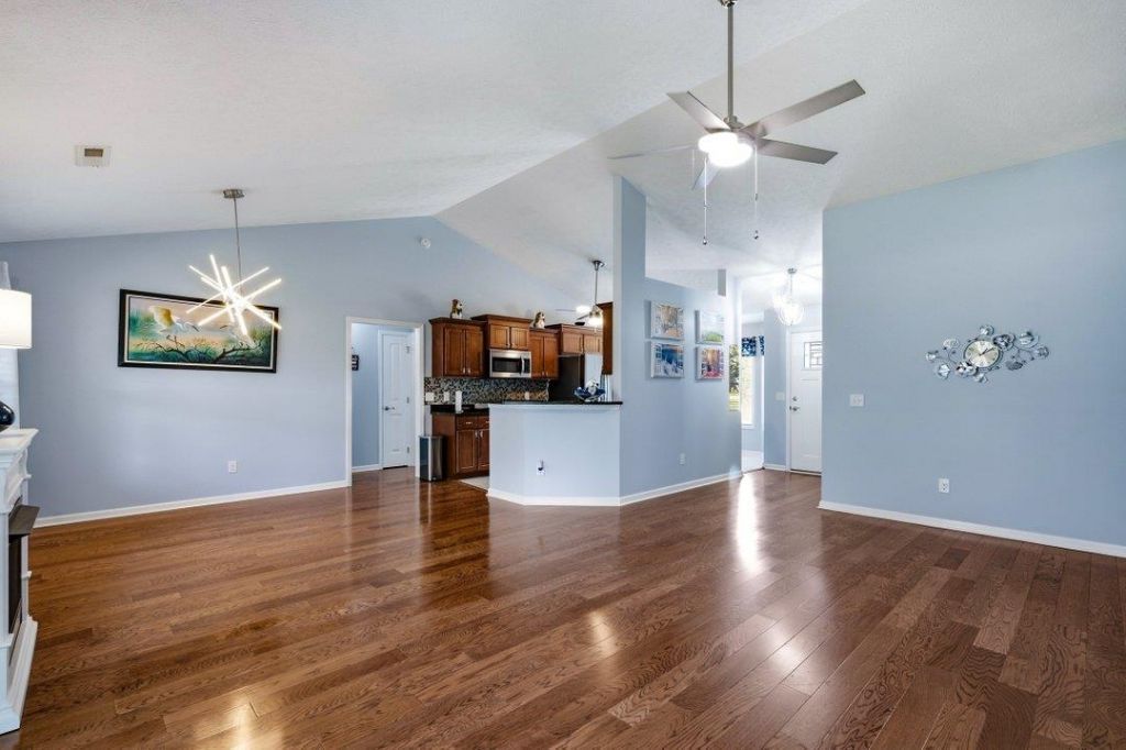 108 Clearwind Ct. Photo 8