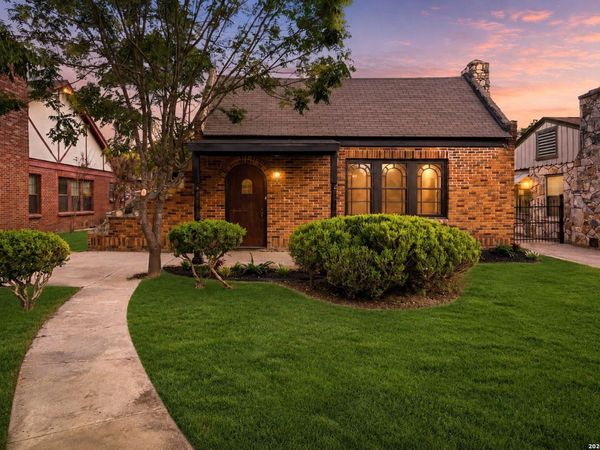 146 North Dr, San Antonio, TX 78201