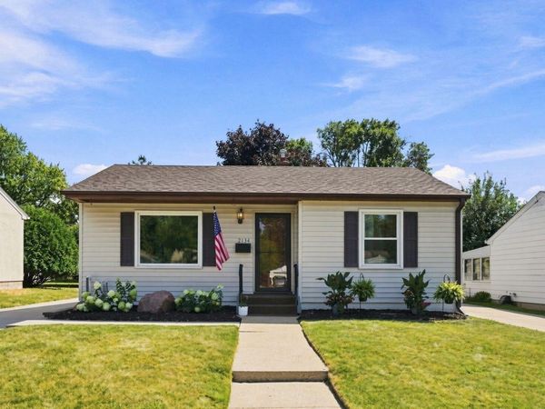 2134 4th Street E, Saint Paul, MN 55119