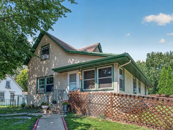 725 California Avenue E, Saint Paul, MN 55106
