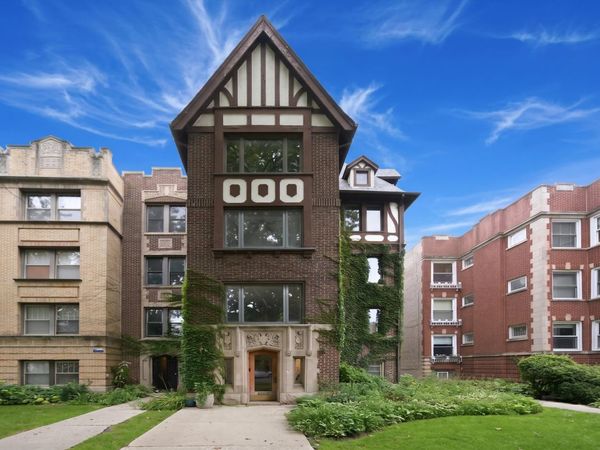 1354 W Greenleaf Avenue , Unit 1B, Chicago, IL 60626