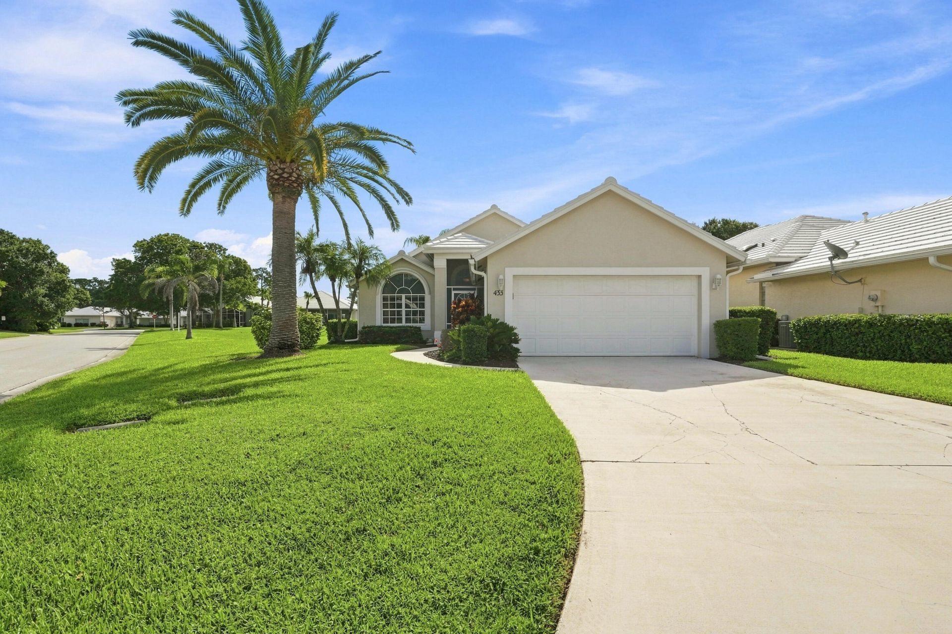 433 SW Fairway Lake, Port Saint Lucie, FL 34986 Photo