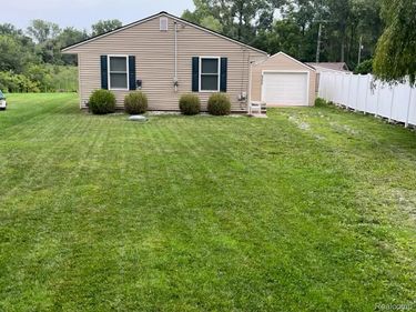 4202 Ray Mar Court, Onsted Village, Mi 49265