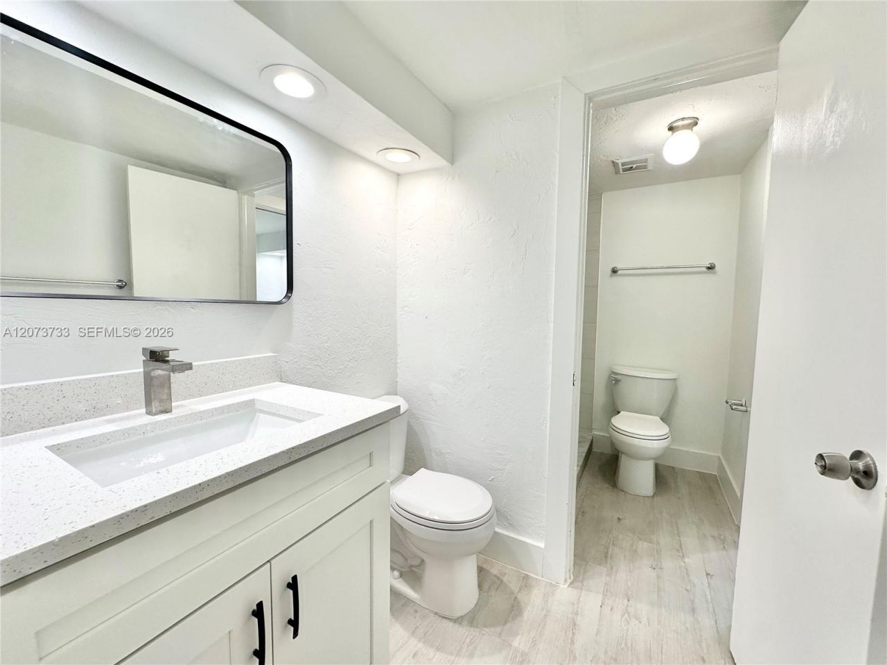 6890 N Kendall Dr , Unit B204, Pinecrest, FL 33156 Photo