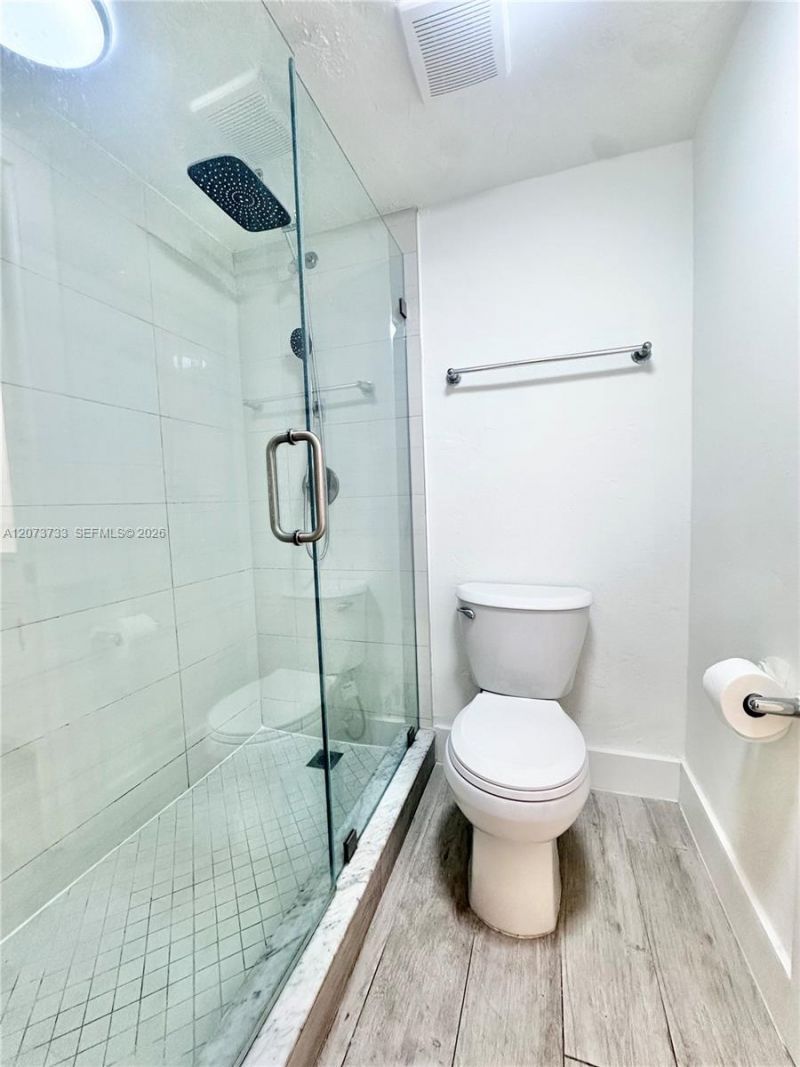 6890 N Kendall Dr , Unit B204, Pinecrest, FL 33156 Photo