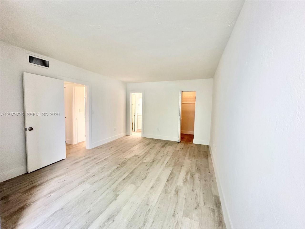 6890 N Kendall Dr , Unit B204, Pinecrest, FL 33156 Photo
