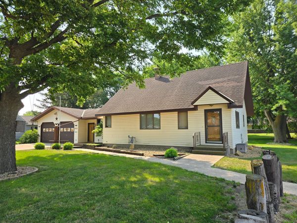 1900 25th Street, Slayton, MN 56172