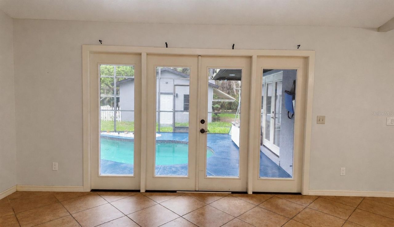 1055 Holden Avenue , Orlando, FL 32839 Photo