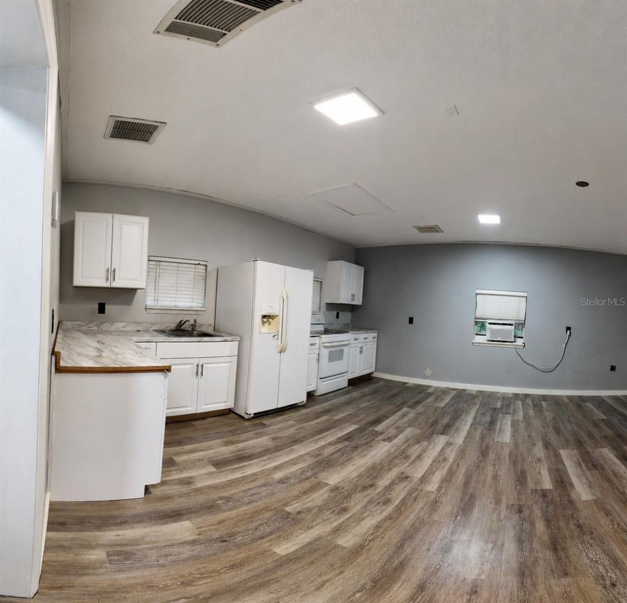 1055 Holden Avenue , Orlando, FL 32839 Photo