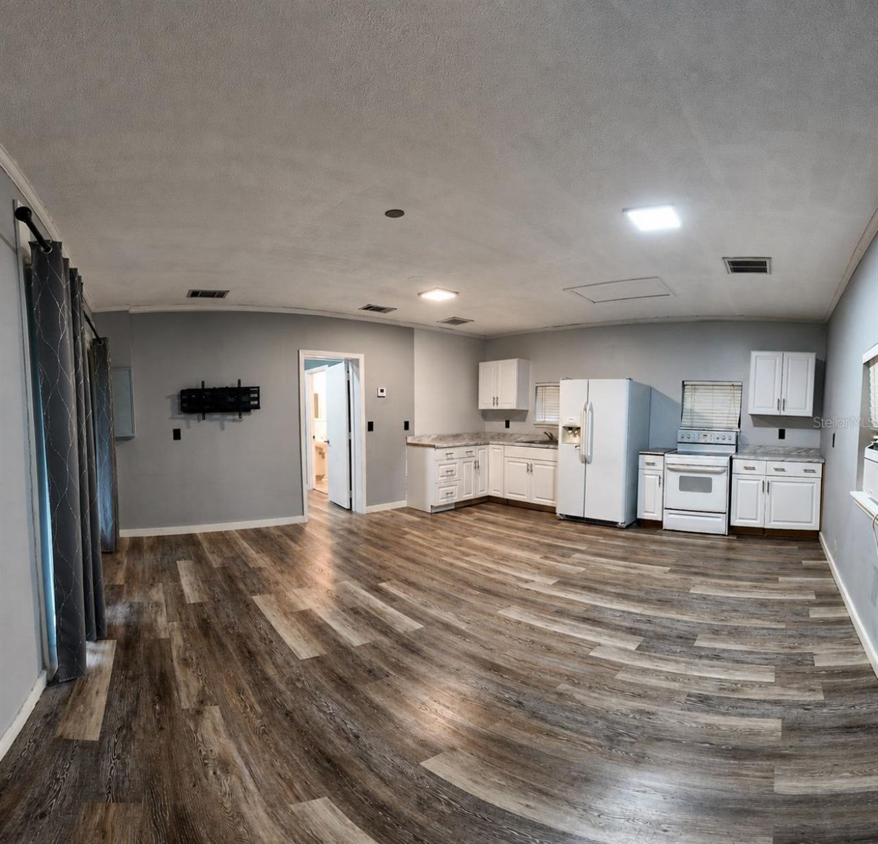 1055 Holden Avenue , Orlando, FL 32839 Photo