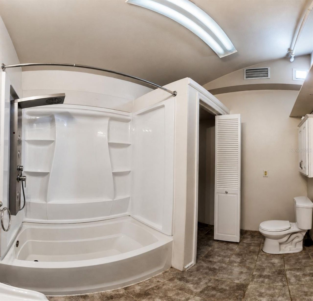 1055 Holden Avenue , Orlando, FL 32839 Photo