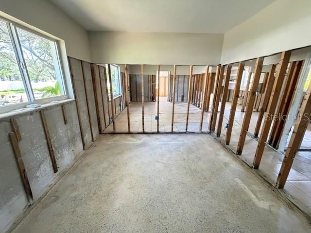 401 Patica Road Ne, Saint Petersburg, FL 33702 Photo
