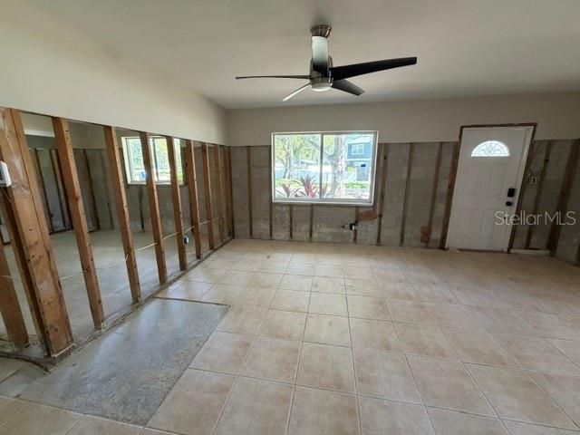 401 Patica Road Ne, Saint Petersburg, FL 33702 Photo